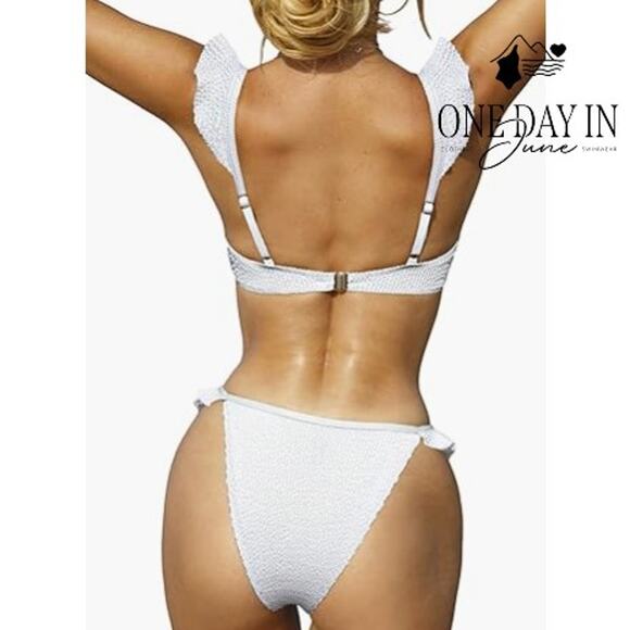 CharmLeaks Smocked Underwire Bikini Swimsuit Size L - Picture 2 of 6